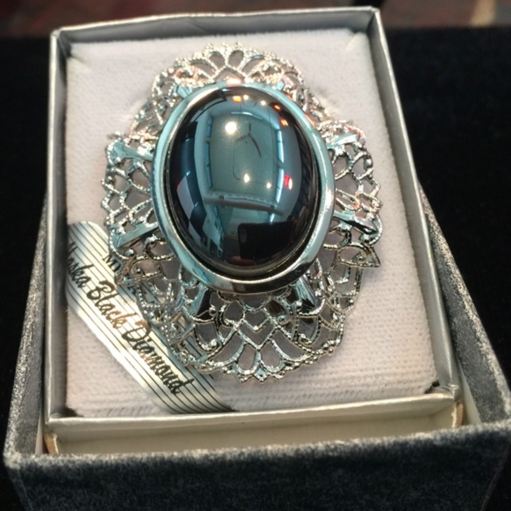 Alaska Black Diamond Pin